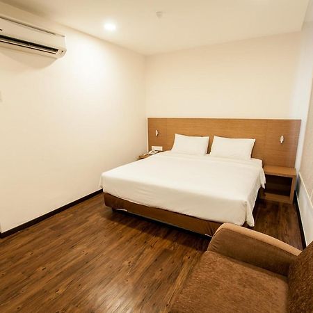 Nagoya Inn Hotel Kuah Ngoại thất bức ảnh