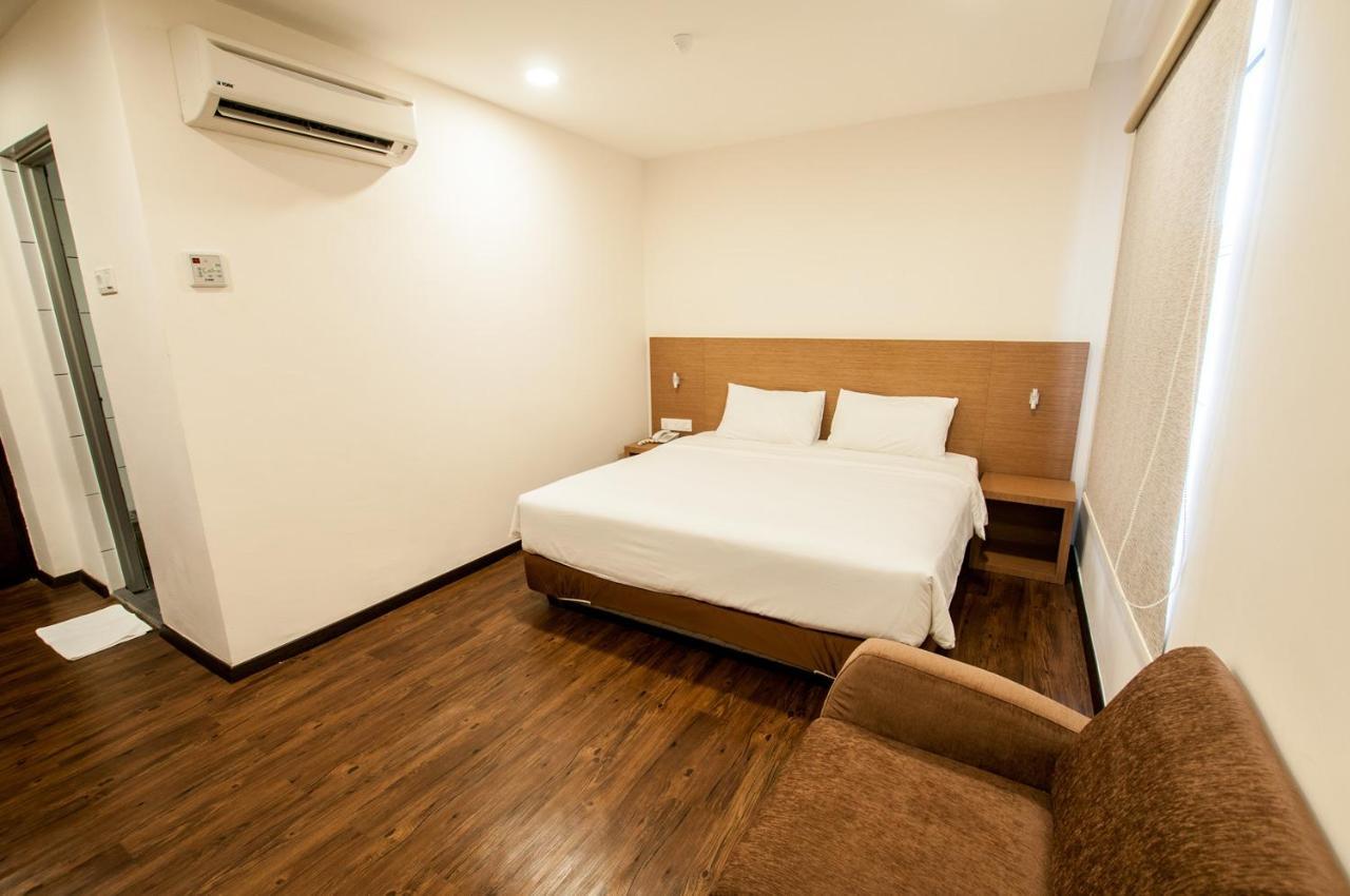 Nagoya Inn Hotel Kuah Ngoại thất bức ảnh