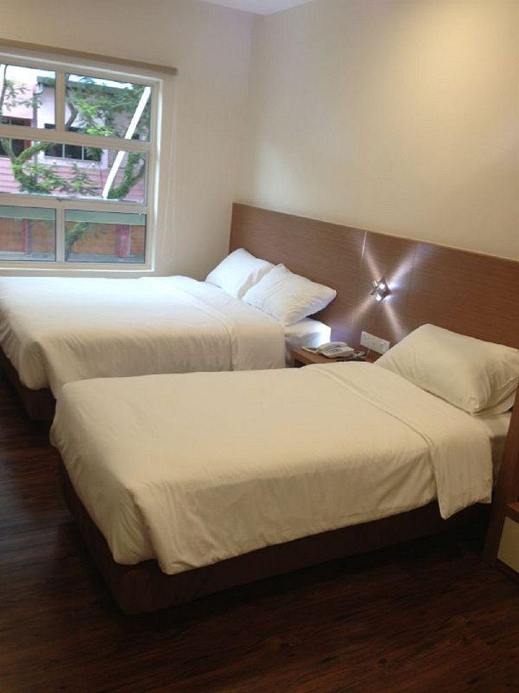 Nagoya Inn Hotel Kuah Ngoại thất bức ảnh