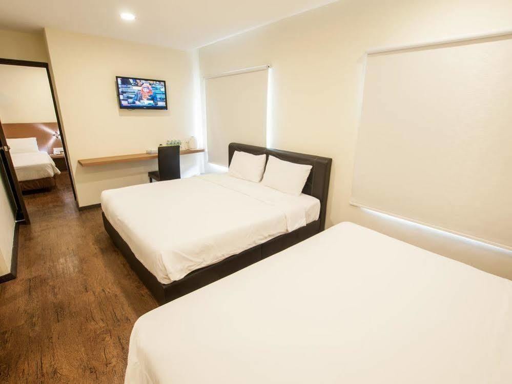Nagoya Inn Hotel Kuah Ngoại thất bức ảnh