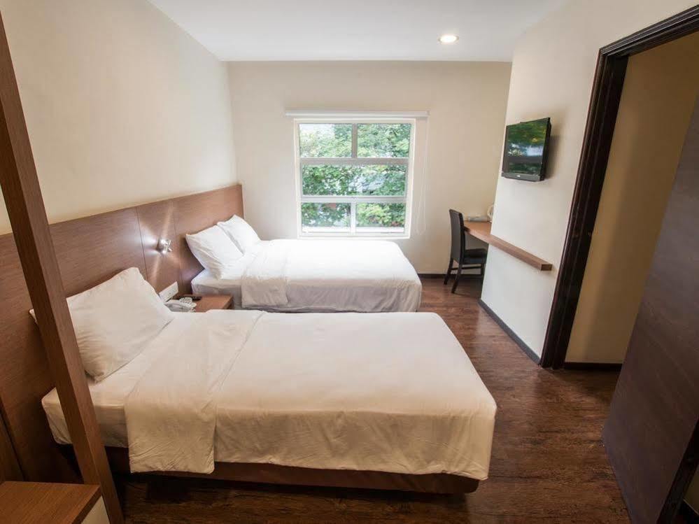 Nagoya Inn Hotel Kuah Ngoại thất bức ảnh